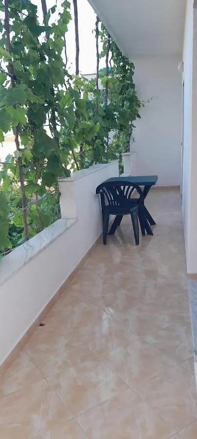 Casa Intera La Paghi Come Una Camera The Home With The Price Of A Room Durres 0*,
